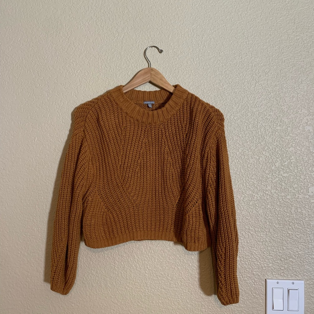 Knit cropped sweater